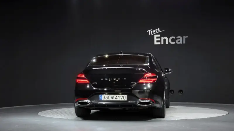 Genesis G70