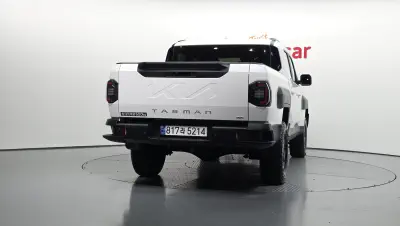 Kia Tasman