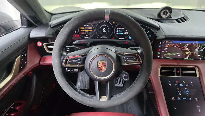 Porsche Taycan