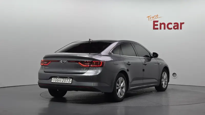 Renault Samsung SM6