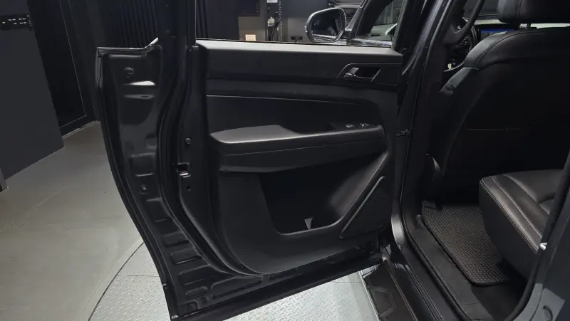 SsangYong Rexton Sports Khan