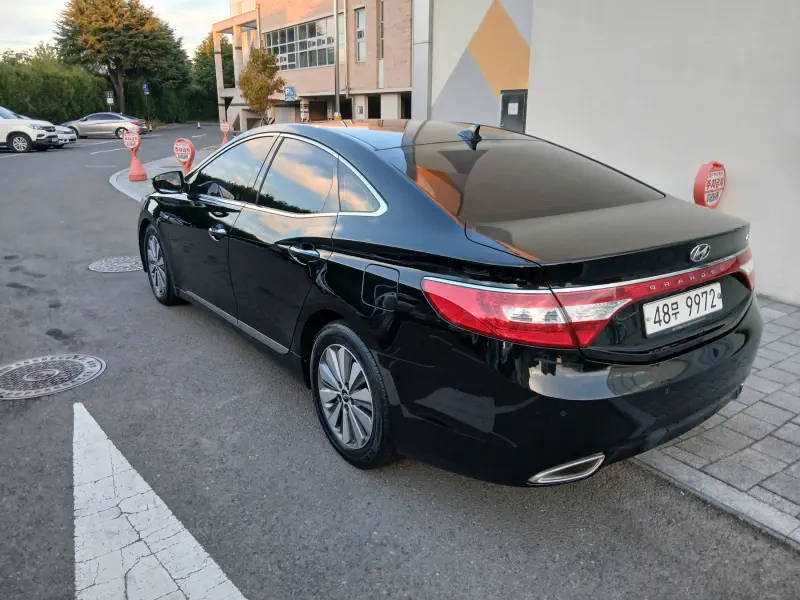 Hyundai Grandeur
