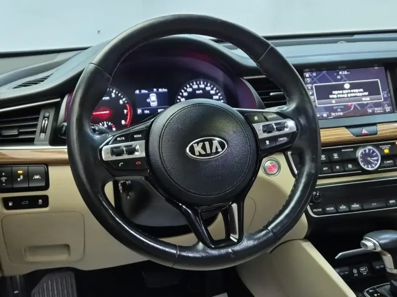 Kia K7