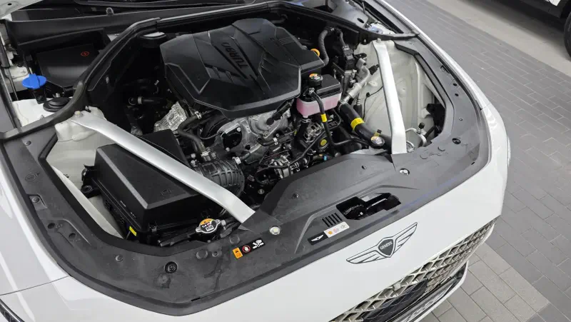 Genesis G70