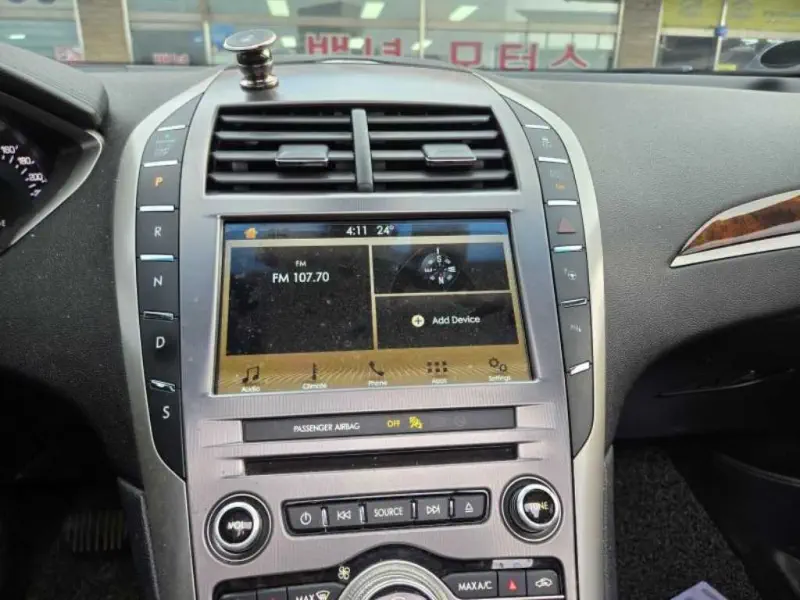 Lincoln Mkz