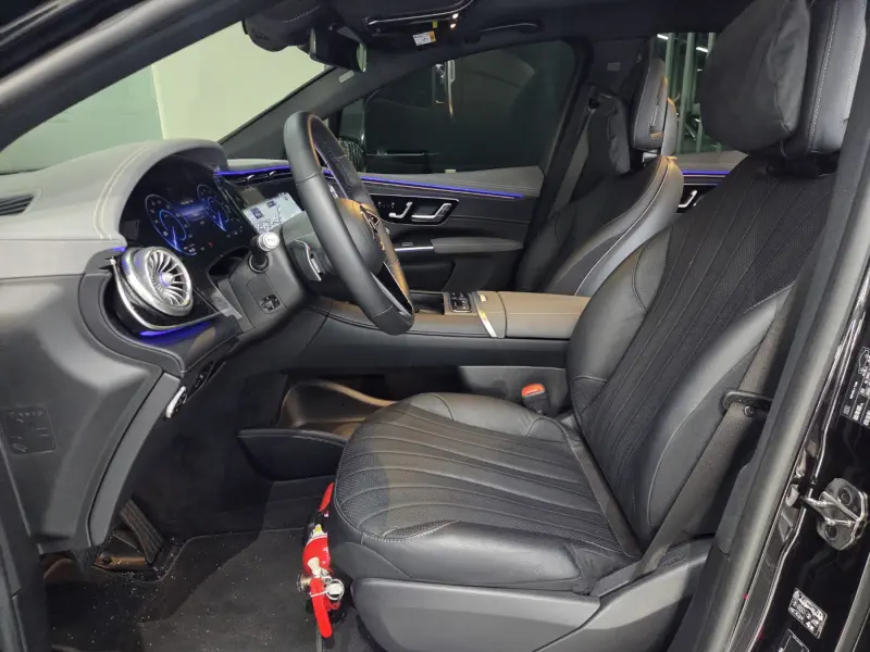 Mercedes-Benz EQS SUV