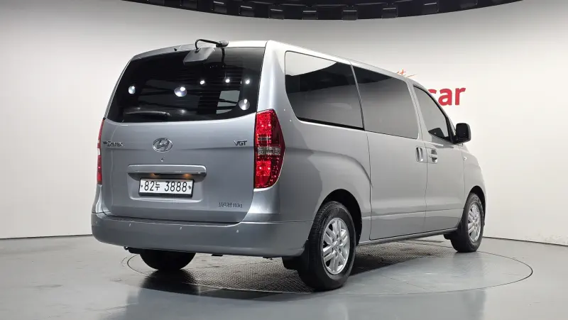 Hyundai Grand Starex