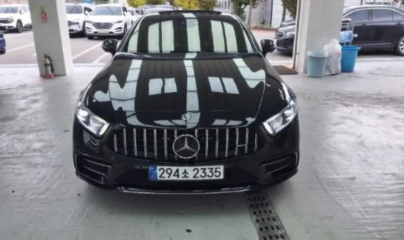 Mercedes-Benz CLS-Class