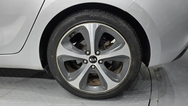 Kia Carens