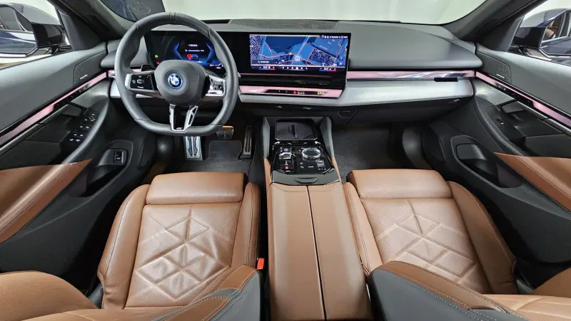 BMW i5