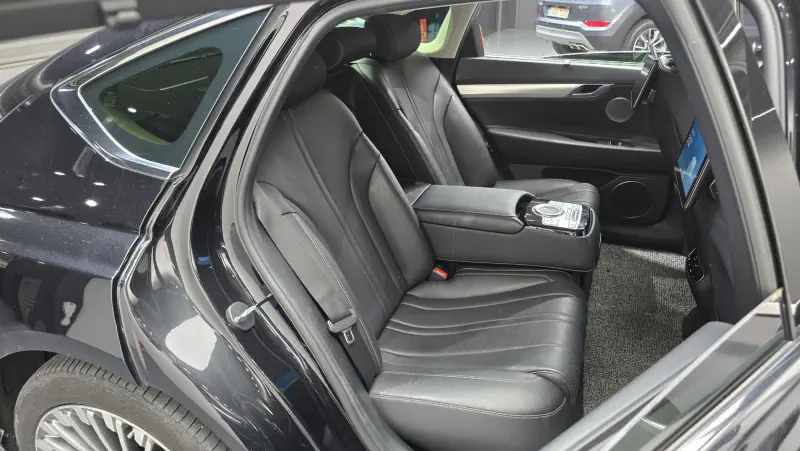 Genesis Electrified G80