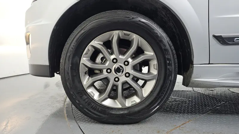 SsangYong Korando Sports