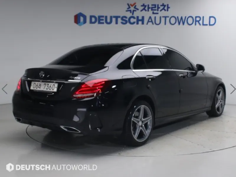 Mercedes-Benz C-Class