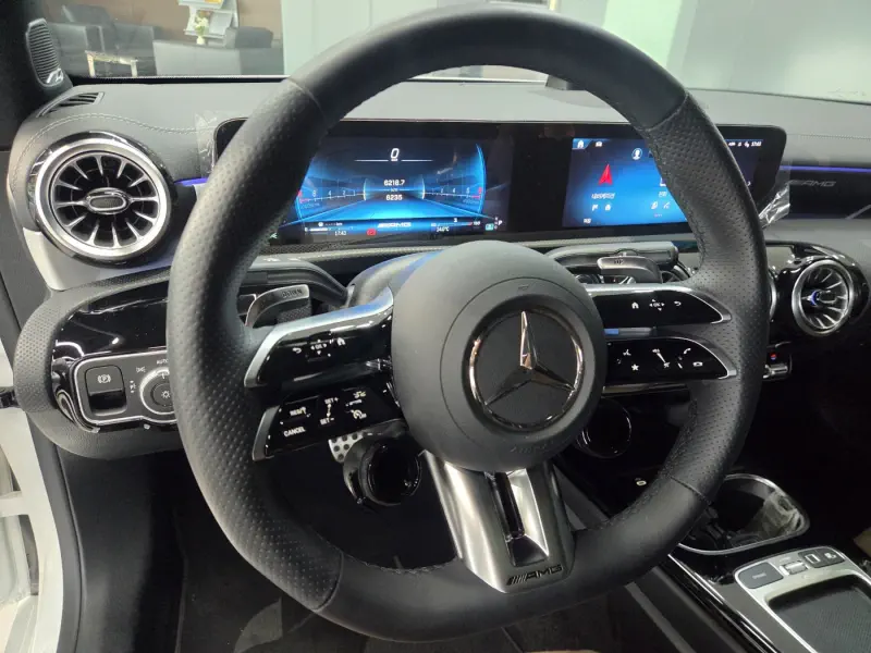 Mercedes-Benz CLA-Class