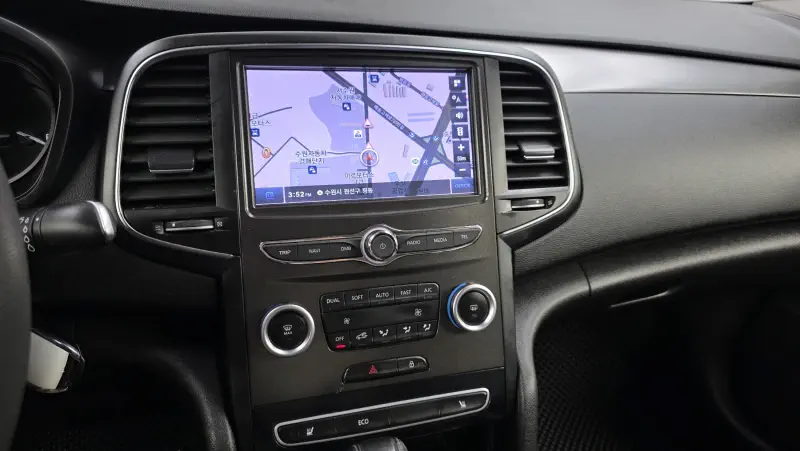 Renault Samsung SM6