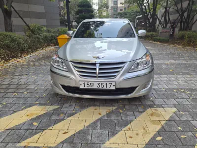 Hyundai Genesis