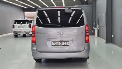 Hyundai Grand Starex