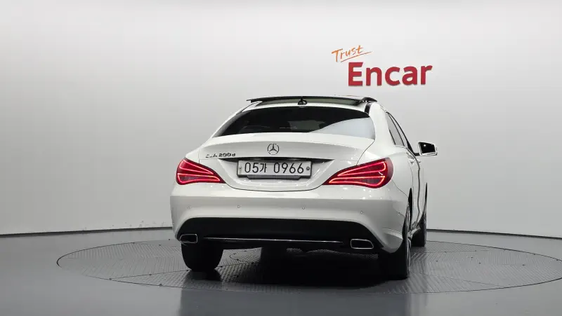 Mercedes-Benz CLA-Class
