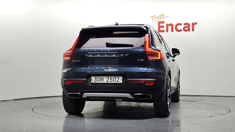 Volvo XC40