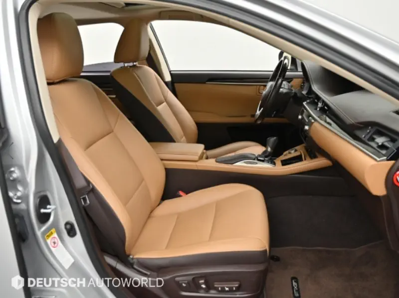 Lexus ES300h