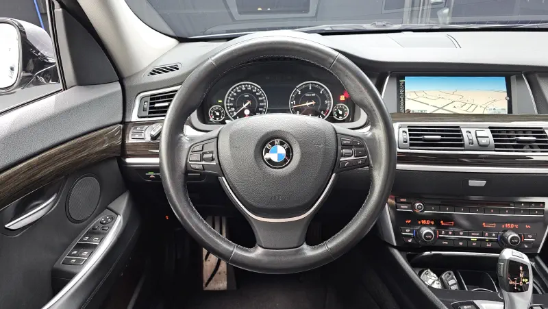 BMW 5-Series Gran Turismo