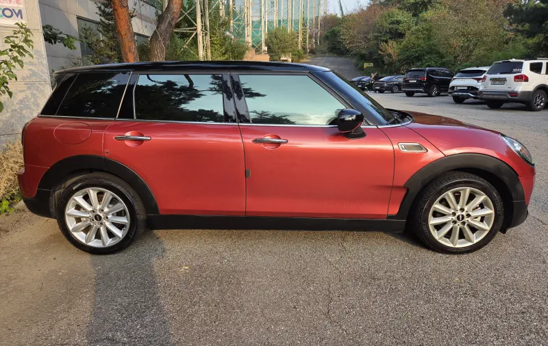 MINI Clubman