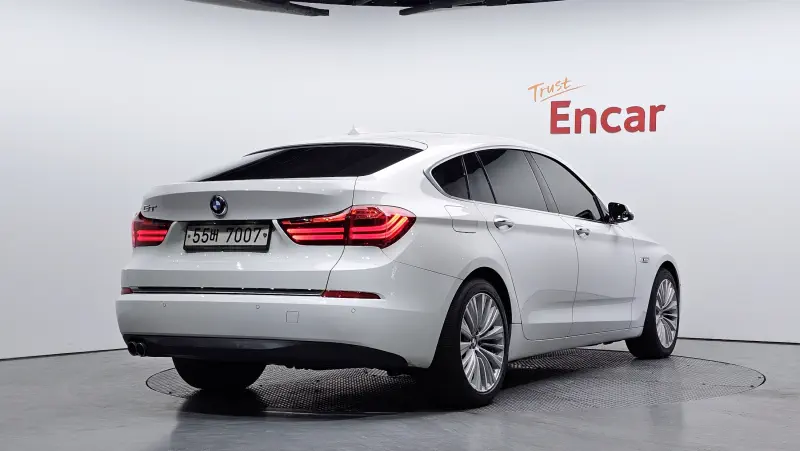 BMW 5-Series Gran Turismo