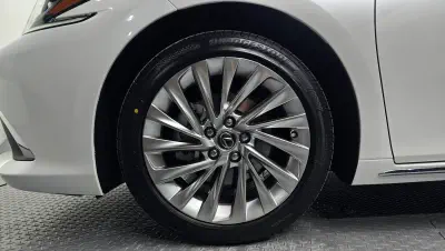 Lexus ES300h