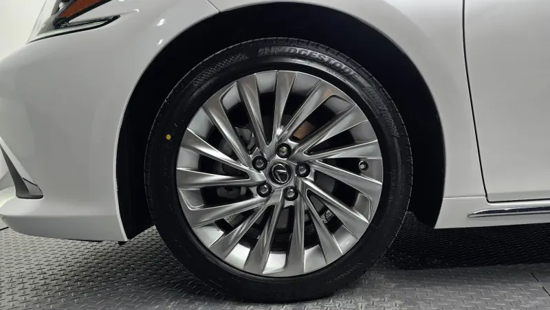 Lexus ES300h