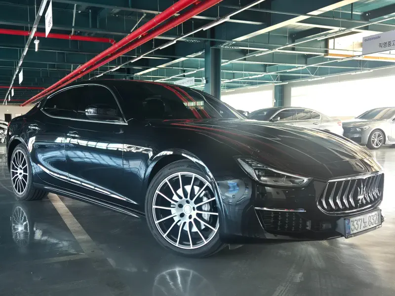 Maserati Ghibli