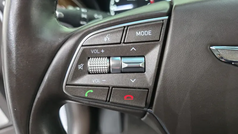 Genesis EQ900