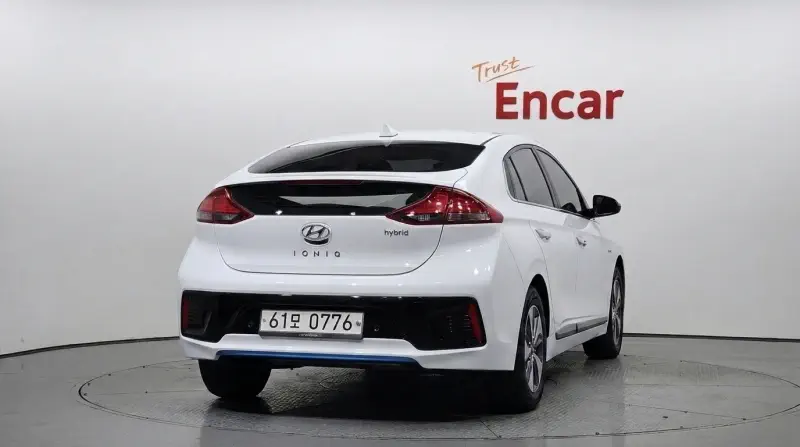 Hyundai Ioniq