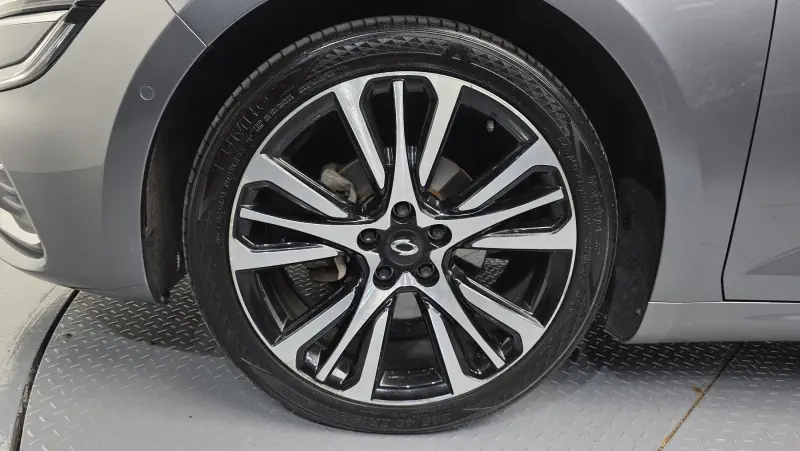 Renault Samsung SM6