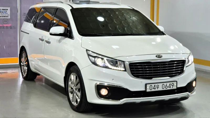 Kia Carnival