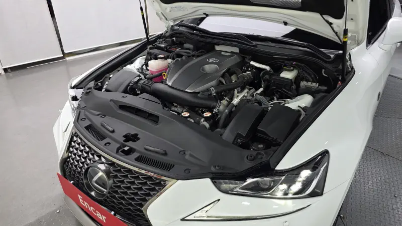 Lexus IS300