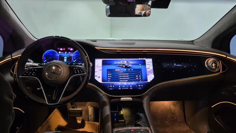 Mercedes-Benz EQS SUV