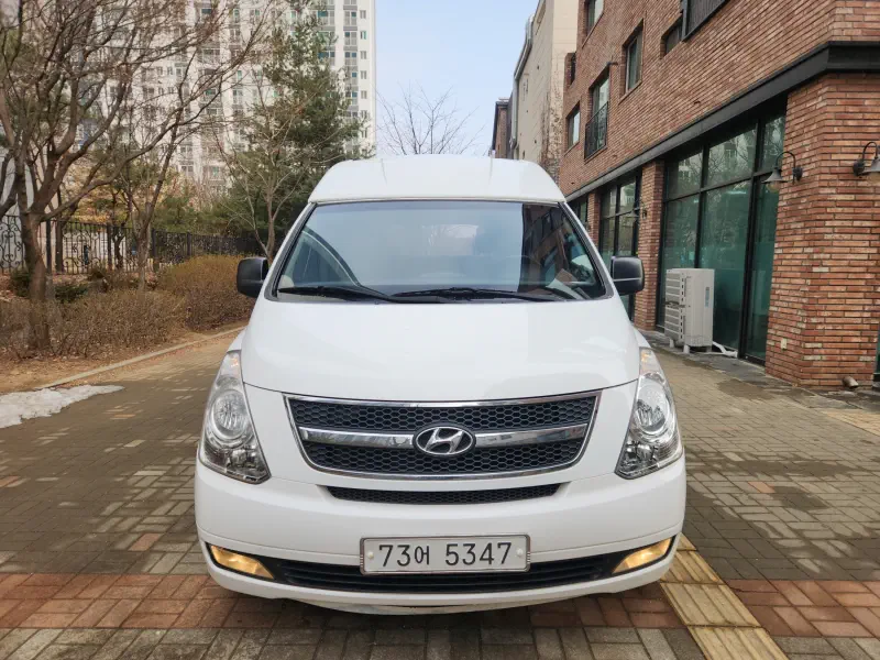 Hyundai Grand Starex