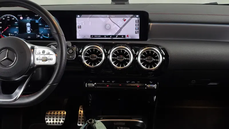 Mercedes-Benz CLA-Class