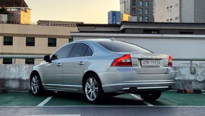 Volvo S80