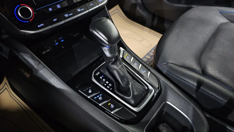 Hyundai Ioniq