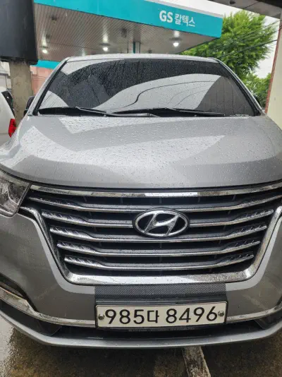 Hyundai Grand Starex