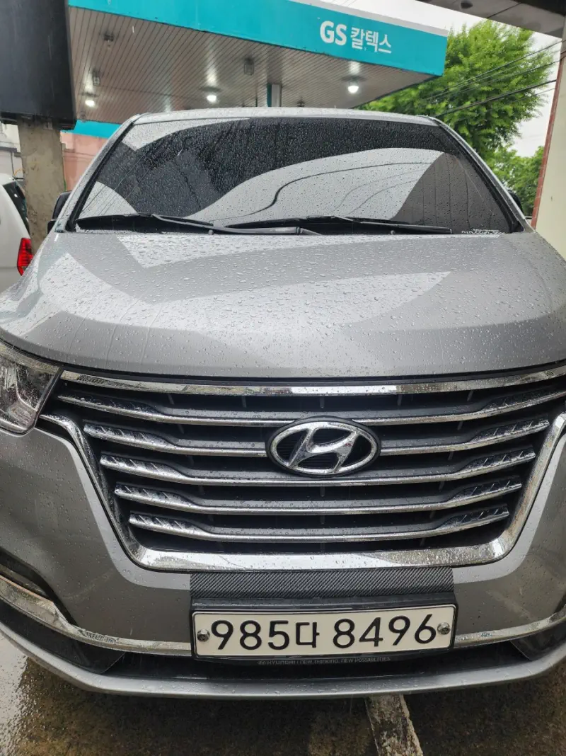 Hyundai Grand Starex