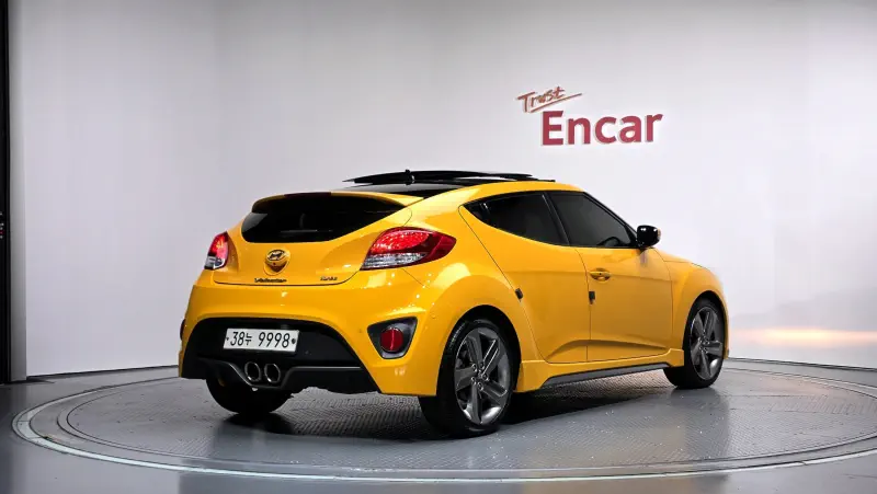 Hyundai Veloster