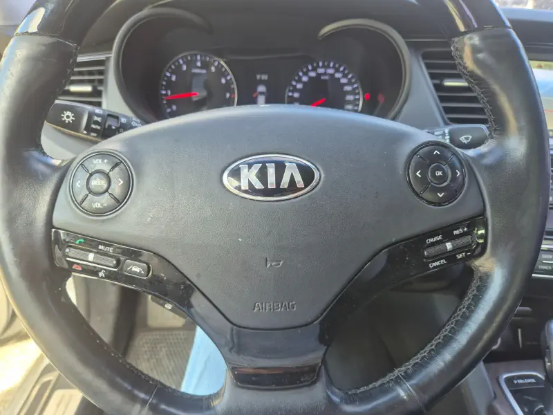 Kia K9