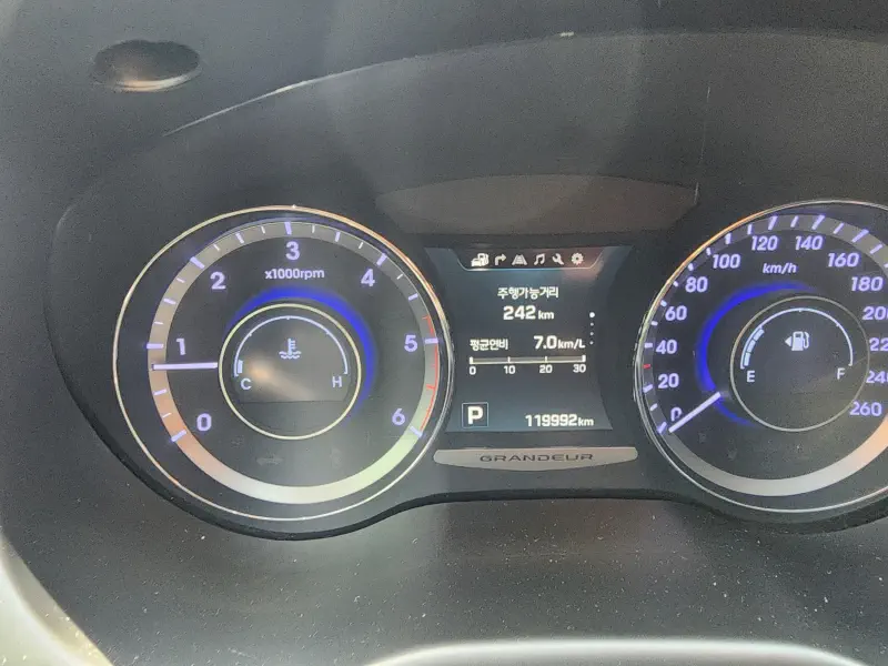 Hyundai Grandeur