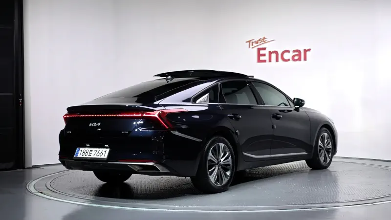 Kia K8