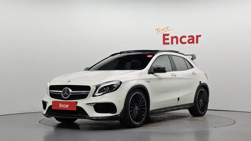 Mercedes-Benz GLA-Class