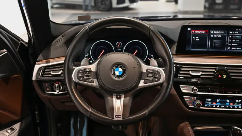 BMW 5-Series