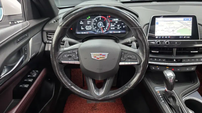 Cadillac CT4