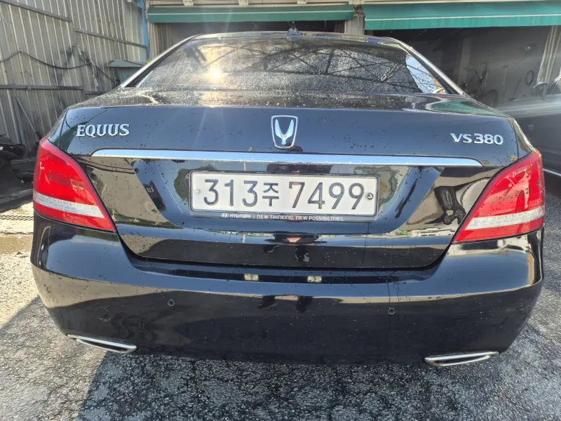 Hyundai Equus